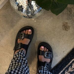 AE Western Buckle Platform Sandal